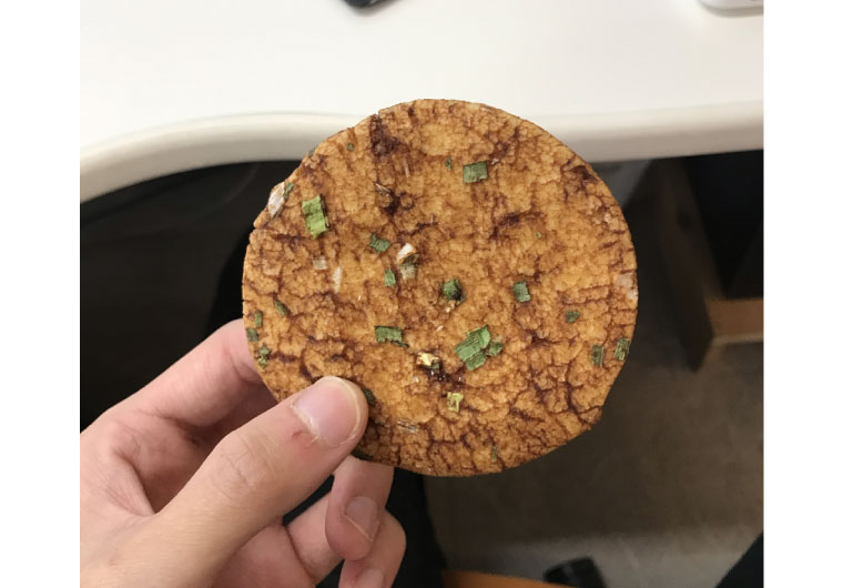 ねぎみそせんべい!