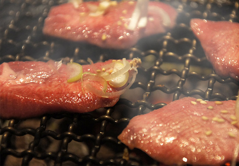 焼肉食らわば煙まで
