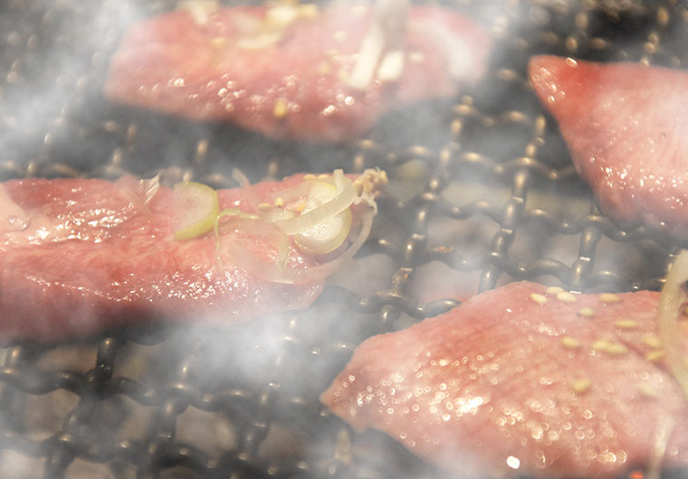 焼肉食らわば煙まで