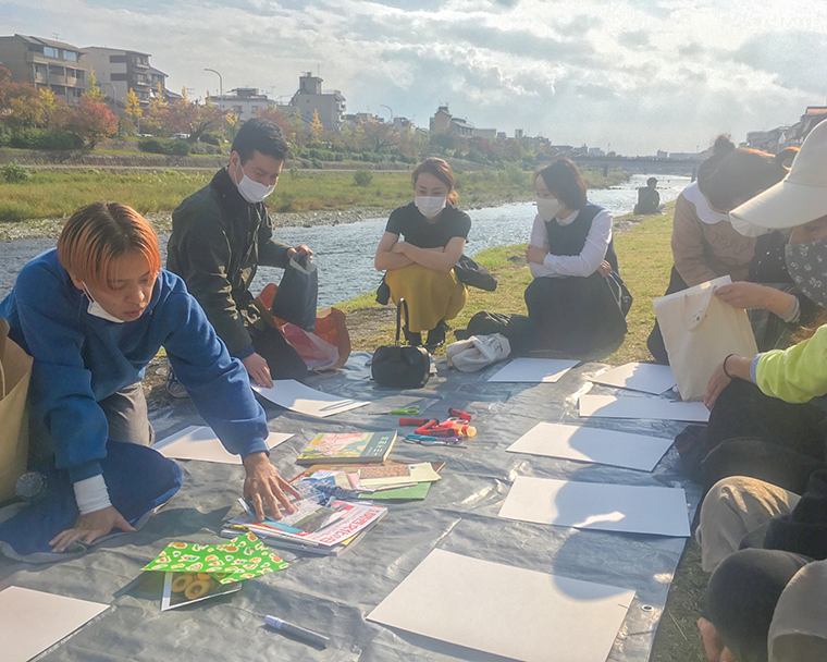 鴨川で屋外コラージュ大会