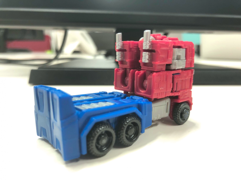 デスクの上の相棒