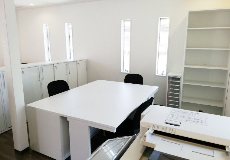 魚住土地開発株式会社様